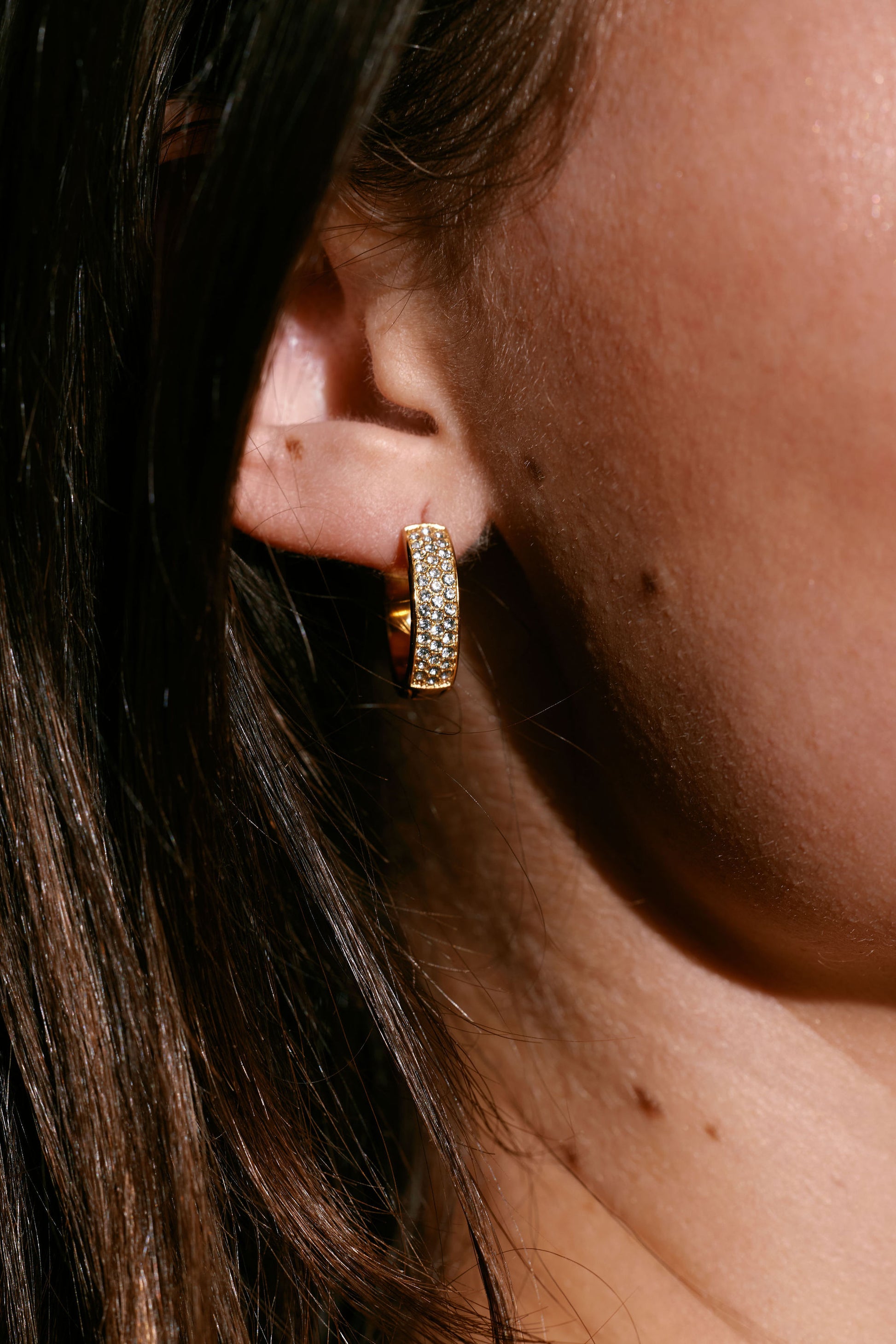 CAPRI HOOPS