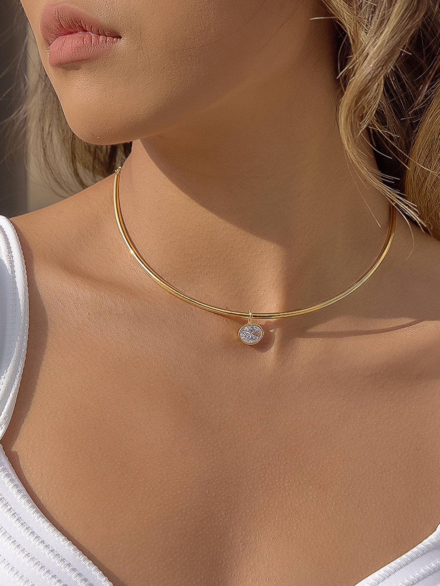 ELLE CHOKER
