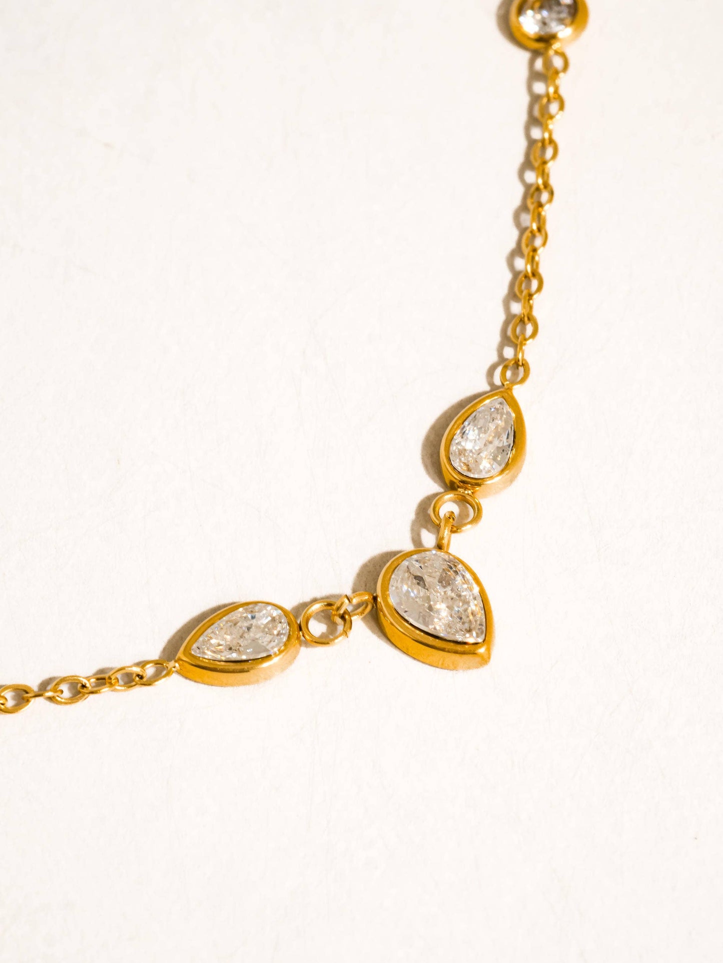 OFF DUTY NECKLACE