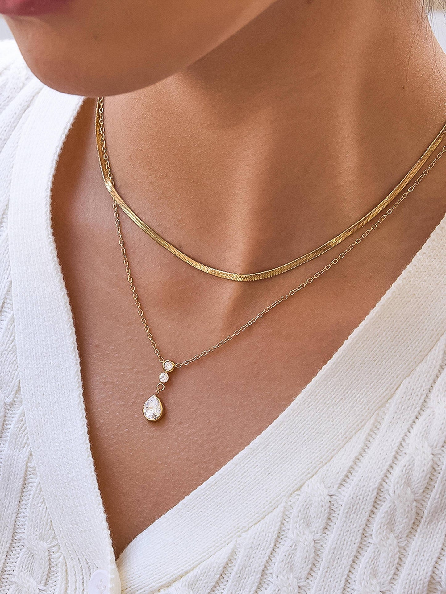 ELORA NECKLACE