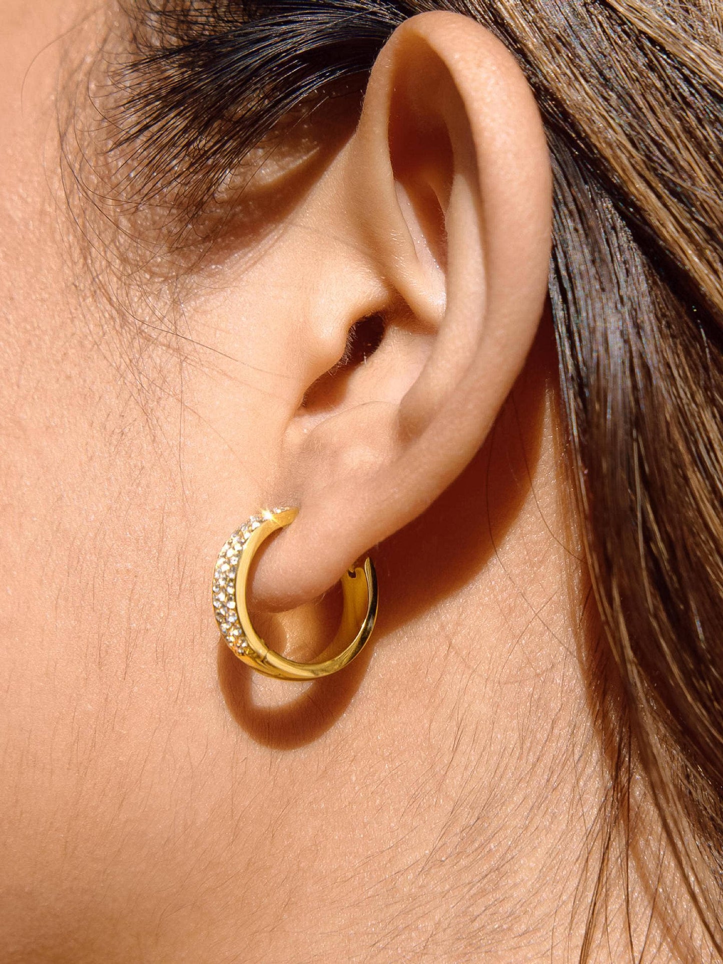 CAPRI HOOPS