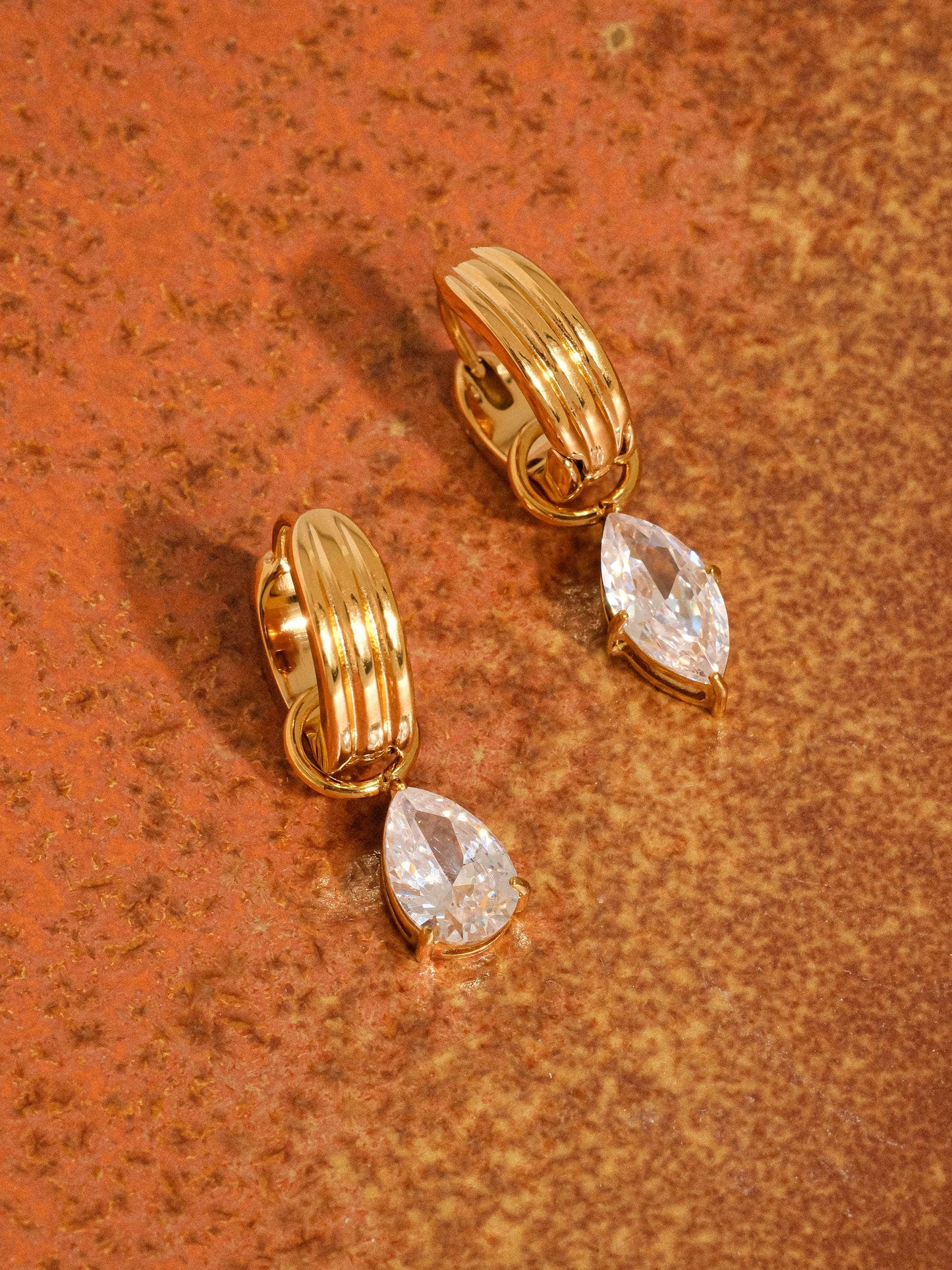 Solène Mismatch Earrings