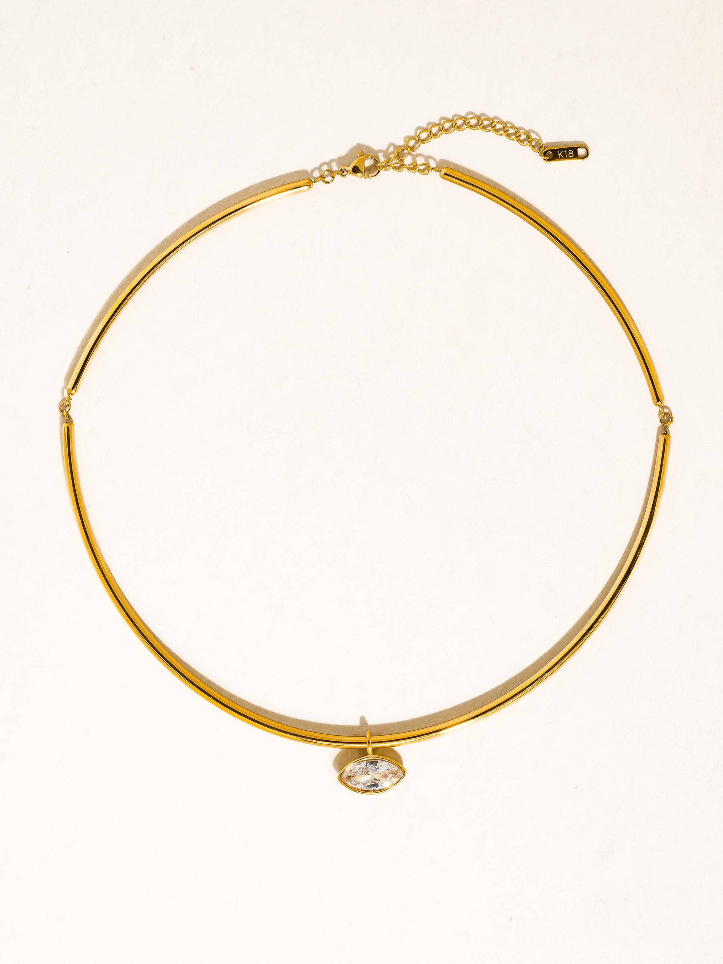 JOLIE CHOKER