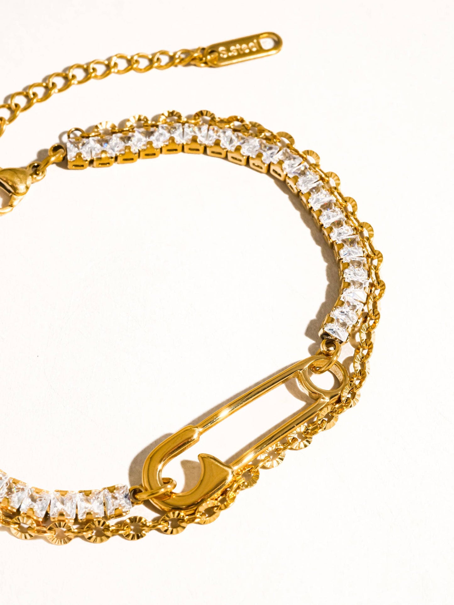 Cove Clip Chain Bracelet