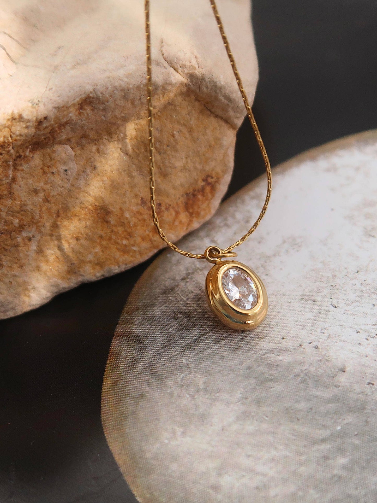 Elara Necklace
