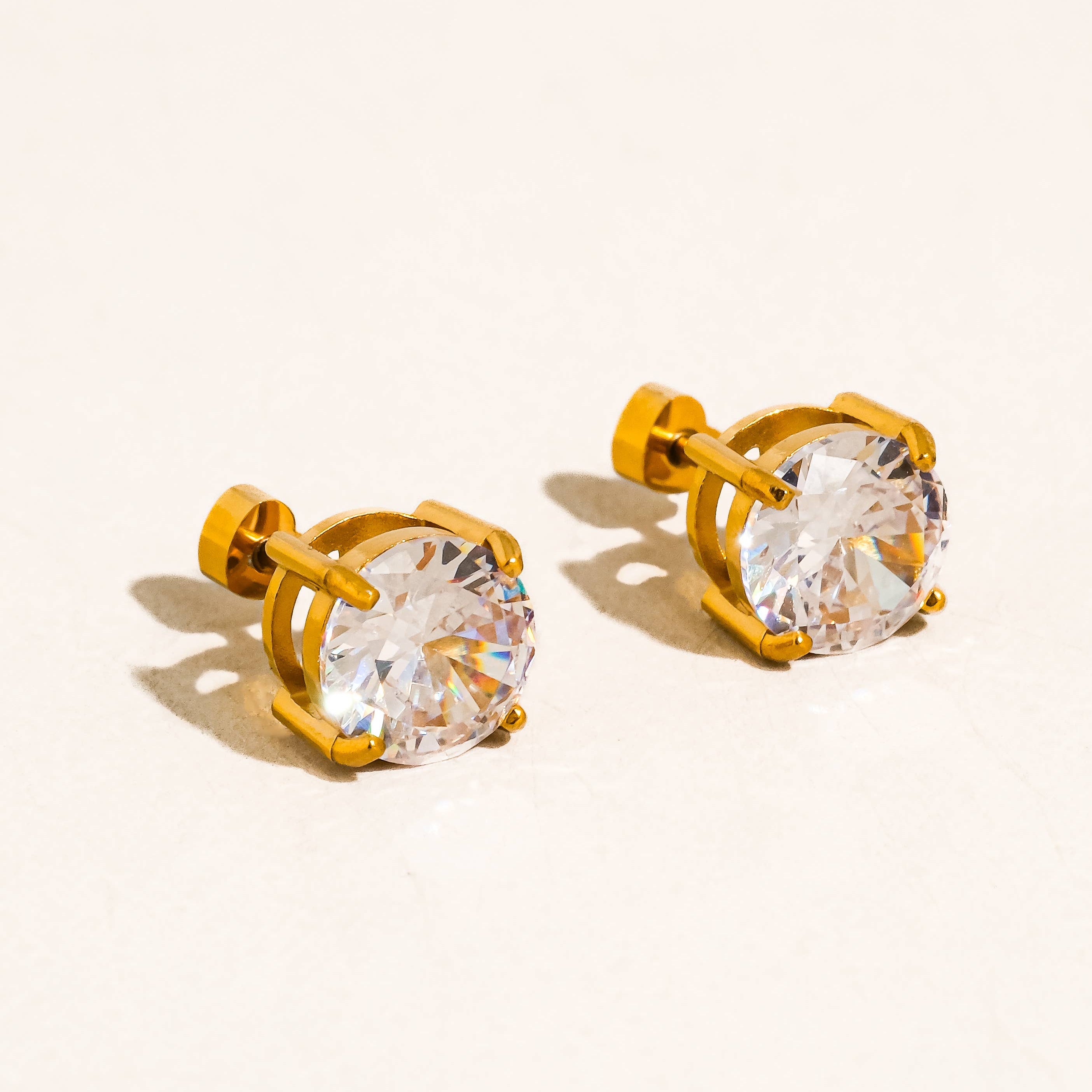CHERIE STUDS